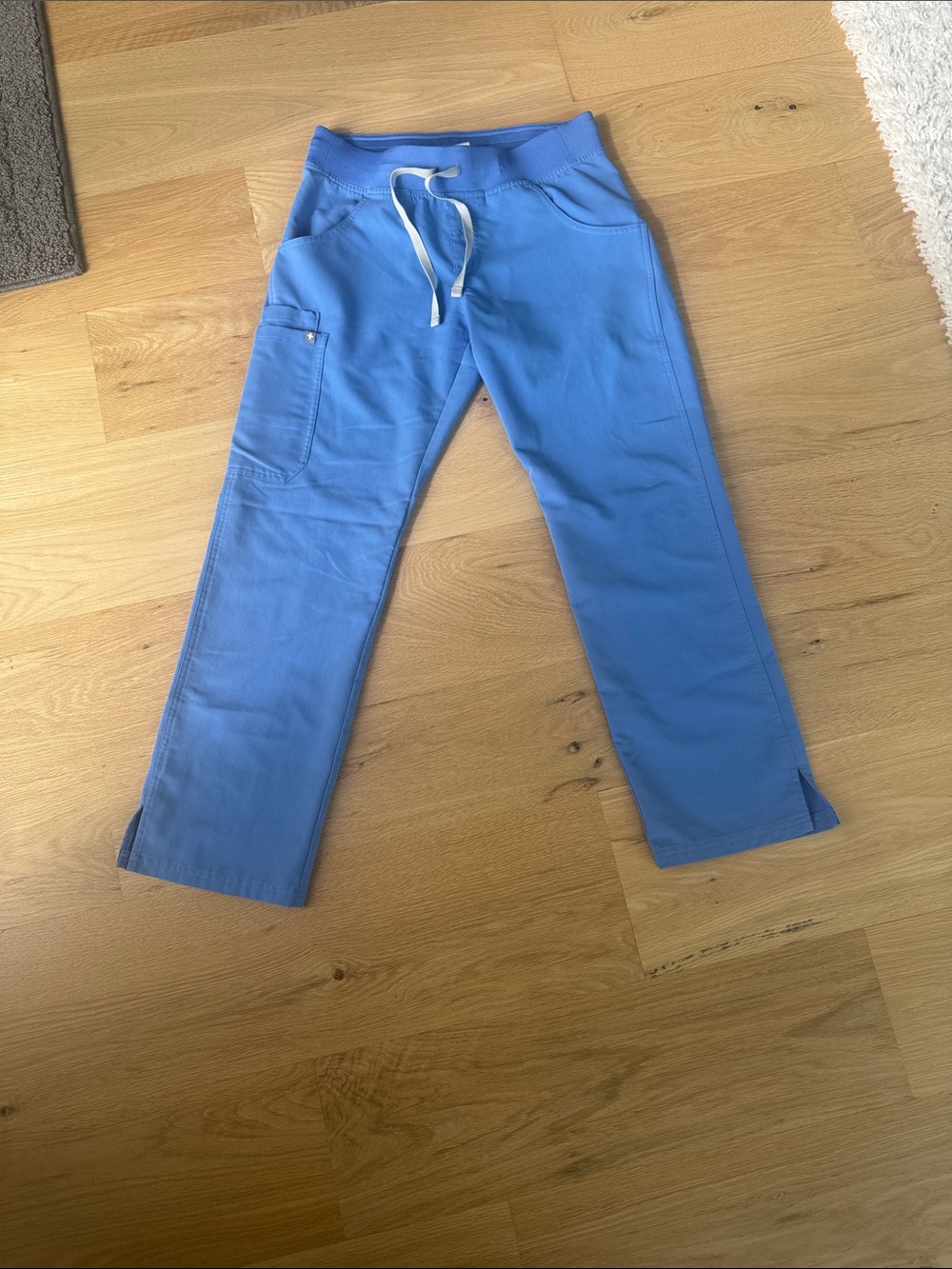 Figs women small petite  Light Blue Drawstring Jogger Pants